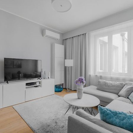 Unitapartament Delux Warszawa Centrum Blisko Plac Zbawiciela Hala Koszyki Metro Politechnika Jest To Elegancki I Wygodny Apartament Na Noclegi I Pobyt W Warszawie - Zapraszamy Bagian luar foto